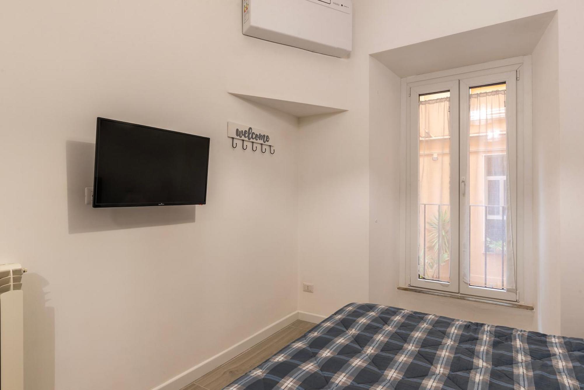 Terme Di Traiano Apartment - 10 Min Dal Colosseo โรม ภายนอก รูปภาพ